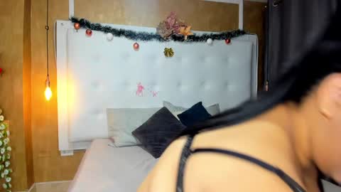 Snapshot of clarigil chatting on December 31, 1:08 pm clarigil online show from December 31, 1:08 pm