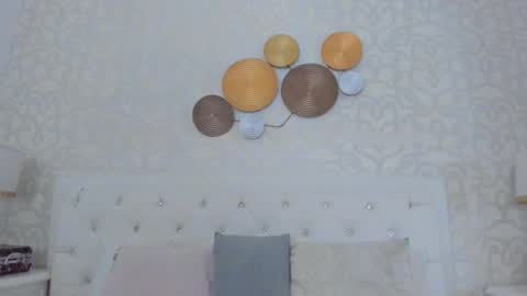 Snapshot of clarisse28 chatting on December 20, 7:28 pm Mistress Clarisse online show from December 20, 7:28 pm