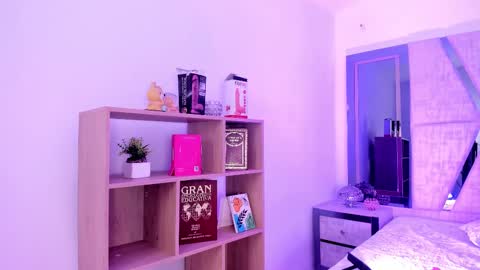 Cleo Adams online show from September 10, 4:23 am