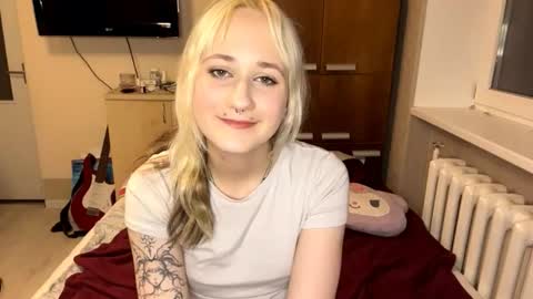 Jenny online show from October 19, 6:21 pm