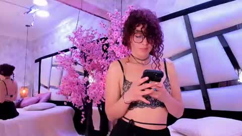       online show from July 6, 6:29 am