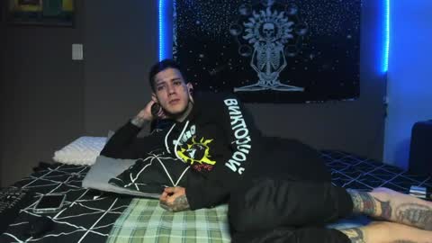 cleo y maikol online show from April 23, 5:15 am