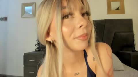 cleowhite_ online show from September 14, 9:56 pm