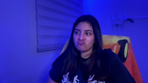 cloe small online show from July 2, 5:46 am