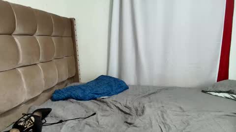 clover online show from November 24, 9:55 am