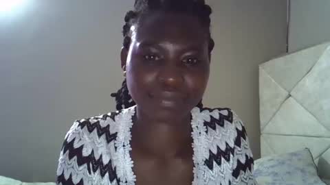 Snapshot of coco_luna chatting on October 27, 8:54 am Luna online show from October 27, 8:54 am