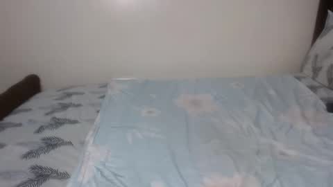 cocoa_devine online show from December 18, 12:15 am