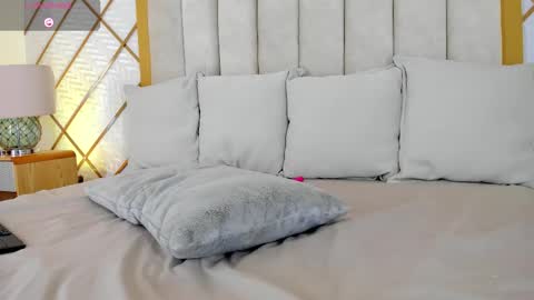    online show from January 9, 11:36 am