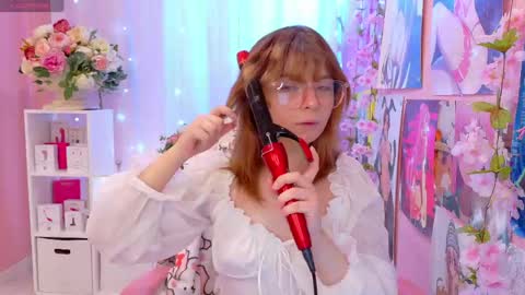 Mia online show from May 16, 2:49 pm