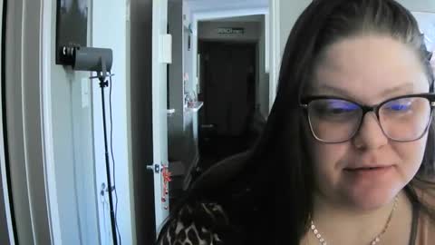 Snapshot of codieraye chatting on December 2, 5:02 pm TheGoddessCodie online show from December 2, 5:02 pm