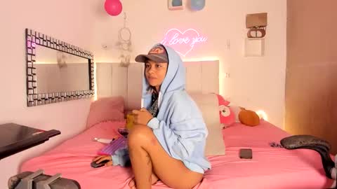 coffe_eyes online show from March 10, 9:46 am