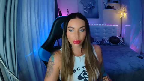 Snapshot of cokeyspeed69 chatting on October 6, 10:54 am Ur goddess Nikki online show from October 6, 10:54 am