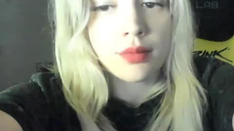BELLA online show from May 5, 4:37 am
