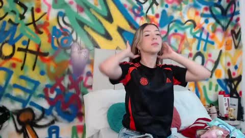 valentina online show from March 16, 12:20 pm