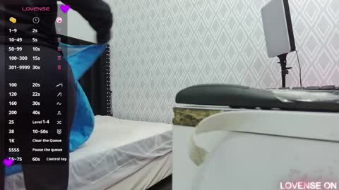  GRETCHEN  online show from March 8, 12:39 pm