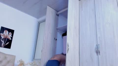 conni_f00x online show from July 14, 9:41 pm