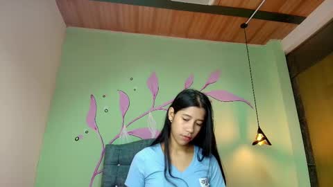 Snapshot of connie_bell chatting on March 2, 12:36 pm C O N N I E online show from March 2, 12:36 pm