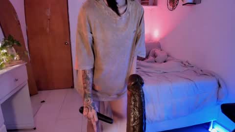 connie    online show from January 19, 1:22 pm