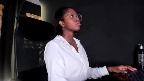 Nilo Solem online show from June 20, 9:07 pm