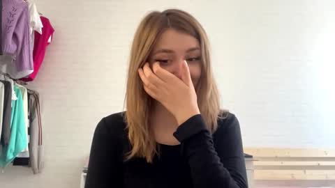 Amelia online show from March 14, 12:17 pm