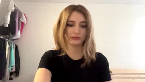 Amelia online show from March 5, 12:56 pm