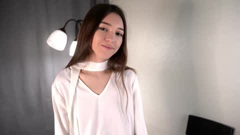 Ellie online show from March 19, 9:24 am