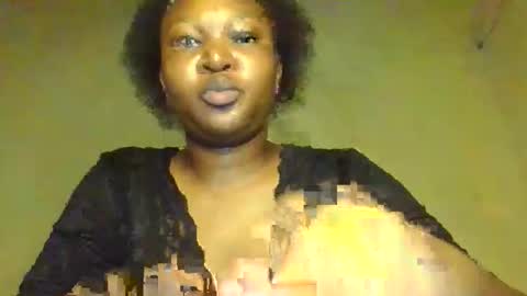 coolgirl001 online show from March 4, 7:42 pm