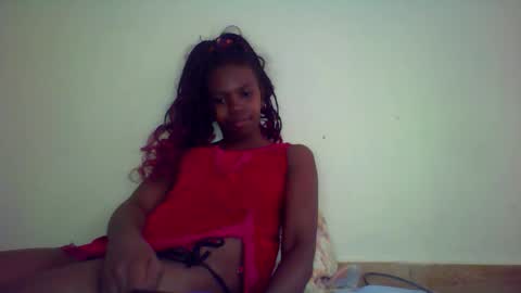 coquine_lara online show from April 23, 7:38 am