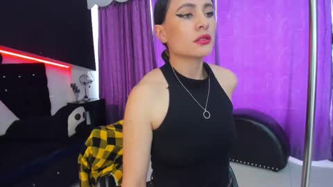 Snapshot of coral_gibson chatting on September 12, 5:20 pm Coral online show from September 12, 5:20 pm
