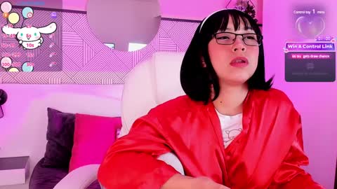 Snapshot of coralinericce_ chatting on December 18, 9:47 am Coral Stefani online show from December 18, 9:47 am