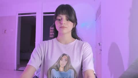 Coraline uwu     Bienvenidos al dulce mundo de Coraline    Hola amores soy Coraline  Una chica  tierna juguetona online show from April 1, 12:00 am