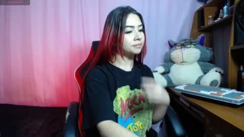 coralwells online show from October 15, 11:51 pm