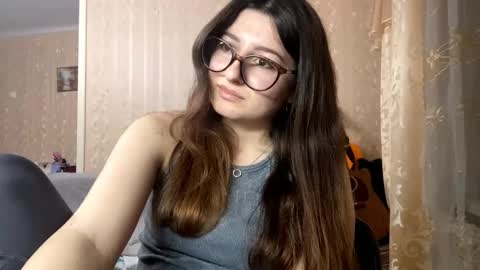 Elisheva online show from November 7, 3:39 pm