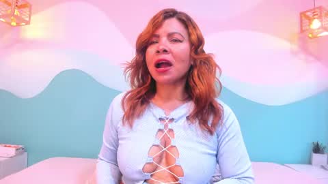 corina_taylor12 online show from June 23, 12:36 pm