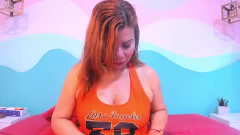 corina_taylor12 online show from July 3, 12:33 pm