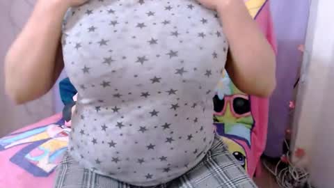 corinnahothotxxx online show from January 16, 7:10 pm