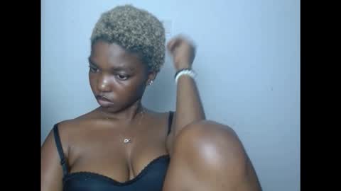 cornxcuntx online show from November 1, 8:02 pm