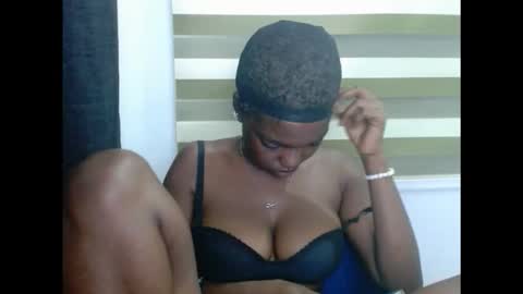 cornxcuntx online show from November 12, 11:58 pm