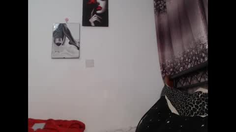 Snapshot of cozy_dion chatting on September 11, 8:42 pm Erykah online show from September 11, 8:42 pm