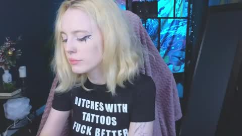 Tati online show from February 18, 8:58 pm