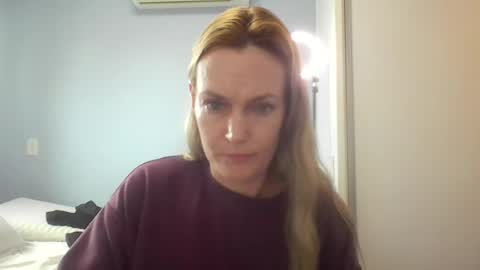 Anny online show from July 15, 11:04 am