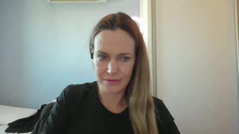 Anny online show from November 21, 11:45 am