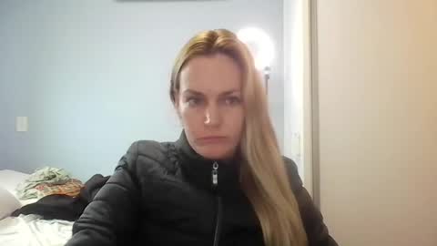 Anny online show from July 24, 11:08 am