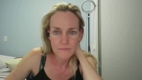 Anny online show from January 13, 1:00 am