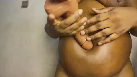 creamyposh1 online show from March 13, 5:42 am