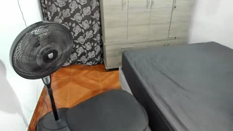 CAMILA SUAREZ online show from July 23, 1:58 am