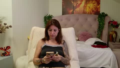 crissy_love online show from July 19, 4:48 am