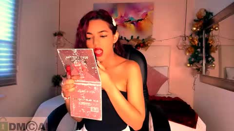 Snapshot of cristal__adams chatting on January 2, 12:46 pm cristal__adams online show from January 2, 12:46 pm
