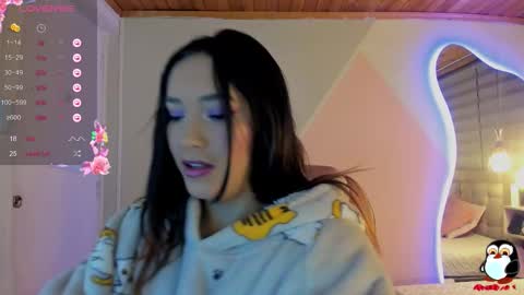 Snapshot of cristal__hot_1 chatting on September 30, 6:19 am Cristal online show from September 30, 6:19 am