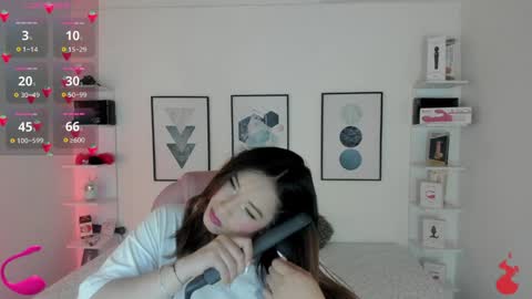 Snapshot of cristal__hot_1 chatting on January 24, 4:37 am Cristal online show from January 24, 4:37 am